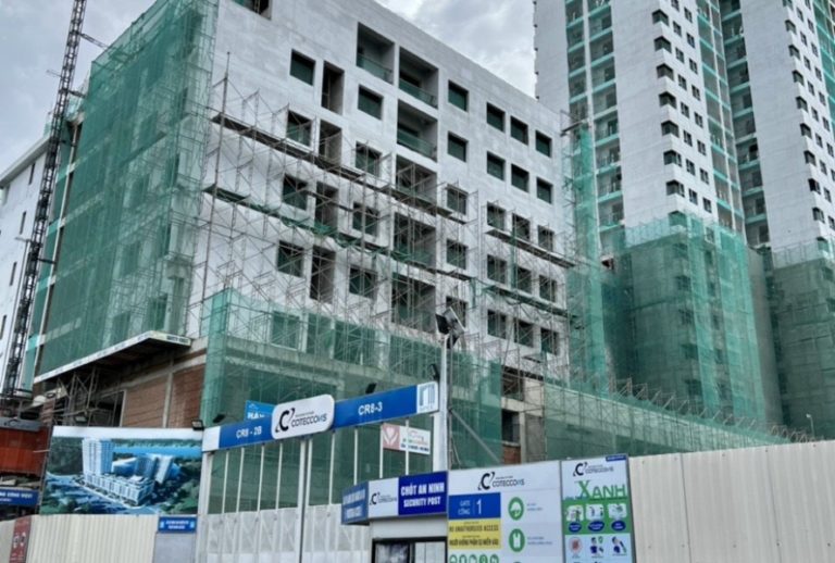 CUNG CẤP NẸP INOX TRANG TRÍ SÀN GỖ CHO CĂN HỘ CR8 2B & 3